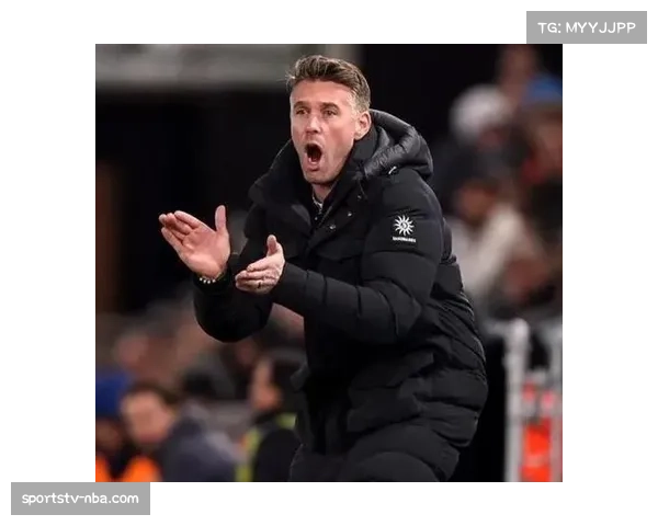 赛后通讯:保级战平局后,卢顿镇主帅爱德华兹在更衣室的演讲